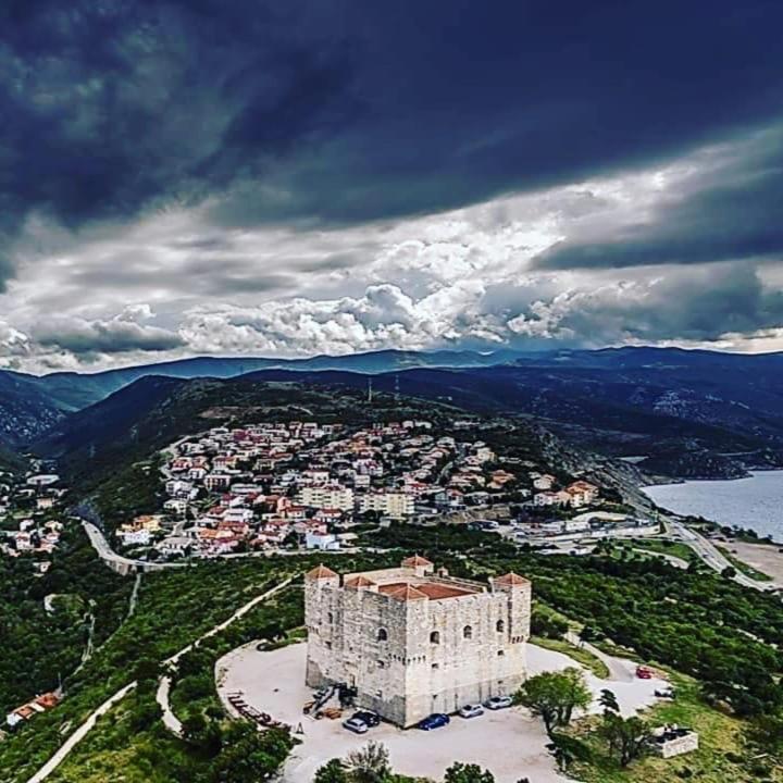Апартаменты Nehaj Сень Экстерьер фото